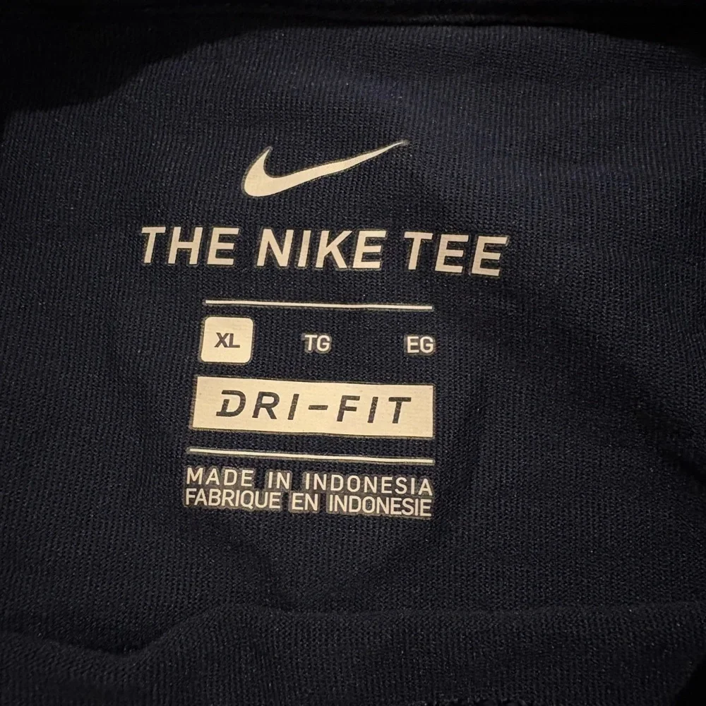 Nike Dallas Cowboys Dri-Fit T-Shirt Youth XL Navy Football Graphic Tee